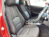 疲労を軽減するシートでどこまでも運転したくなる造りとなっています!