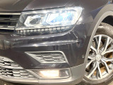 ●LEDヘッドライト:夜間走行時も良好な視界を確保し安心して運転できる高輝度LEDヘッドライトを装備!点灯速度が早く、消費電力も抑えられています。