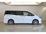 総額は岐阜県内・店頭納車、下取り車なし、1年間走行距離無制限の中古車保証付きの場合の概算です。お客様の状況により金額はかわってきますので、是非一度お問い合わせください。
