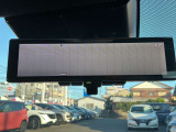 広いミラーで後方をしっかりと確認して頂けます!