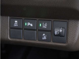 ◆パーキングセンサーシステム◆車庫入れの時などに近くに障害物がある場合、障害物までの距離を音で知らせてくれます。