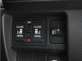 ◆両側電動スライドドア◆狭い駐車場でも乗り降りが楽々♪お子様が隣の車にドアを当ててしまう心配もございません!小さなお子様連れの方もこれで安心。