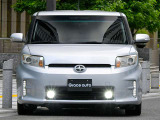 xB  10 Series/新車並行/専用プレミアム色(Silver lgniti