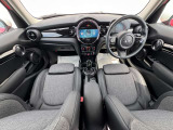 こちらのお車はMINI NEXT鶴ヶ島に展示中です。☆お問合せをお待ちしてます!