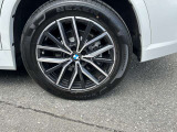 国道1号線に沿い横浜市営地下鉄「三ッ沢上町駅」から徒歩約10分。 BMW Premium Selection 横浜三ッ沢店 / 〒240-0062神奈川県横浜市保土ヶ谷区岡沢町322-3