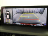 バックカメラが付いているので後方確認が非常にしやすいです。今や運転初心者も熟練者も必須装備!ついていて損はないですね♪