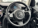 こちらのお車はMINI NEXT鶴ヶ島に展示中です。☆お問合せをお待ちしてます!
