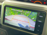 【バックカメラ】駐車時に後方がリアルタイム映像で確認できます。大型商業施設や立体駐車場での駐車時や、夜間のバック時に大活躍!運転スキルに関わらず、今や必須となった装備のひとつです!