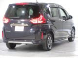 ボディクリーニング後、愛車をピカピカの状態へ保護するコーティング「ブライトパック」がおススメです!水垢がつきにくく、手入れがしやすくなりますよ!いつも愛車をきれいにしておきたい方におススメです。