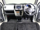 ポップなインテリアのハスラー。オシャレな内装に運転時の気分も上がります♪