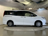 運転席の操作でオートスライドドアが開閉します!同乗者に優しく!とっても便利な機能です!