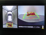 バックガイドモニターを装備しています、車庫入れもラクラクです。パノラミックビューモニターを搭載しています、上からの画像も表示されます。