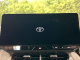 【12.3インチワイドナビ】高級感とインパクトのある大型ワイドナビを装備。各種オーディオ操作はもちろん、横長ワイド画面でのマップ2分割表示など、利便性も高いナビです♪
