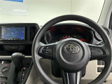 使いやすく運転しやすいレイアウトの運転席周り。