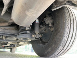 お車を安心してお乗りいただく為には、足回りの定期点検が欠かせません。サービスサポート(有償保証)では無料点検もご提供しており、安心のカーライフをお過ごしいただけるサポート体制が整っています。