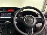 使いやすく運転しやすいレイアウトの運転席周り。