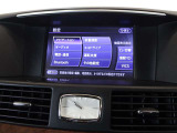 メーカーHDDナビ CD・DVD再生  CD録音可 フルセグTV Bluetooth対応★携帯電話にダウンロードした音楽が車内でも楽しめます。ハンズフリー通話も可能です !