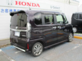 専門業者によるルームクリーニングで気持ちよくお乗り頂けます。もちろん納車前に洗車も致します♪