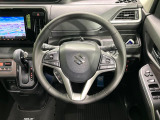 【純正革巻きステアリング】上質な革を使用することで、手にしっかり馴染みとても運転しやすいハンドルです♪
