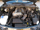 ロードスターのために専用設計されたSKYACTIV-G 1.5Lエンジン搭載。全てを「使い切る」ことを前提として開発されたエンジンです。クイックな反応とやる気にさせてくれるサウンドをご体感ください。