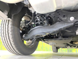 お車を安心してお乗りいただく為には、足回りの定期点検が欠かせません。サービスサポート(有償保証)では無料点検もご提供しており、安心のカーライフをお過ごしいただけるサポート体制が整っています。