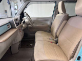 【車内ルームクリーニング済】専門スタッフにより車内はきれいにルームクリーニングを行っております。