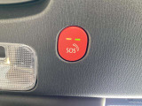 エアバッグ作動時や後突時、もしくは車内のSOSボタンを押した際に緊急通報オペレーターに連携し、救急・警察を手配します。更にオペレーターにも連携、お客様のご要望に応じてロードサービスの手配を行います。
