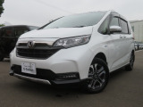 またまたおススメの一台が入荷しました!タイプは「ハイブリッド・クロスターホンダセンシング」です!