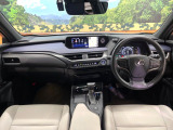 UX 250h バージョンC 