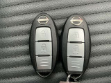 インテリジェントキーはポケットに入れたままでドアの開閉が出来ます。