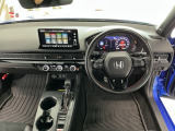【前方視界】開放的な前方視界!運転がしやすく疲れにくいです♪窓が大きく、見通しがとっても良いおクルマですよ♪