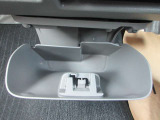 様々な箇所に収納に便利なBOXが付いて便利です