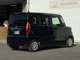 バックカメラが付いているのでバックでの車庫入れも安心です。