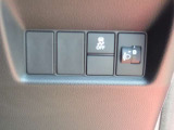 当店の車は全台保証付きで購入後も安心です。保証期間中は全国のホンダディーラーで保証修理を受け付けております。(詳細はスタッフまで!)