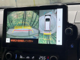 【パノラミックビューモニター】専用のカメラにより、上から見下ろしたような視点で360度クルマの周囲を確認することができます☆死角部分も確認しやすく、狭い場所での切り返しや駐車もスムーズに行えます。