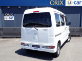 リヤビューの画像になります。オリックス認定中古車には、ご購入後も安心してお乗りいただくために、独自の「オリックス認定中古車保証」をお付けしています。