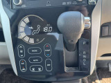 【運転席操作部】運転に役立つ機能ばかり!快適なドライブにしてくれること間違いなし!!