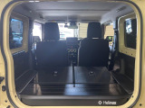 普段のお買い物や通勤、送迎等に十分な荷室スペースを確保しております。セカンドシートを倒すと、大きな荷物の積載も可能です♪