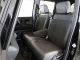 ◆運転席・助手席◆室内は、シートクリーニングや各部の徹底した清掃を実施し、消臭・除菌処理を行っています。しかも、全ての差上で天然成分の薬剤にこだわり安心・安全へも配慮しています。
