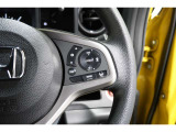 Hondaセンシングの機能のひとつ、アダプティブクルーズコントロール付!アクセルから足を離しても設定したスピードと前車との車間を保ち走行してくれます!車線維持もアシスト☆高速道路で疲労軽減ですね☆