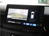 ◆リアワイドカメラシステム◆3種類の表示で後方確認をサポート♪セレクトレバーを「R」の位置に入れるとカメラ画像に切り替え。ノーマルビューでは従来のリアカメラと同様の標準的なビューで表示します!