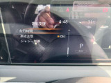 前方車両との衝突防止のサポート機能やアクセルとブレーキを踏み間違えた時のサポート機能など、安全装備が充実してて心強いです!!