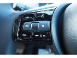 オーディオの音量調節が可能です!ハンドルにスイッチがついているので、運転中で目線を下げずに気軽にできちゃいます♪