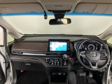 【前方視界】開放的な前方視界!運転がしやすく疲れにくいです♪窓が大きく、見通しがとっても良いおクルマですよ♪