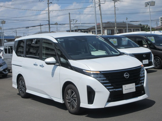 セレナ 2.0 ハイウェイスターV 