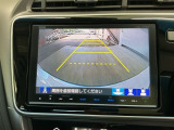 【バックカメラ】運転が苦手な方も車庫入れラクラクです!ギアをリバースに入れれば自動的に切り換わりますので、面倒な操作は不要です♪狭い駐車場もお車を傷つけず安心ですね!
