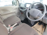 視界が良く運転性の良いフロントシート