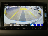 【バックカメラ】運転が苦手な方も車庫入れラクラクです!ギアをリバースに入れれば自動的に切り換わりますので、面倒な操作は不要です♪狭い駐車場もお車を傷つけず安心ですね!
