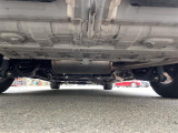 【下回り】目立つ錆や腐食もなくきれいな状態です!もちろん納車前には法定点検を実施致します!//