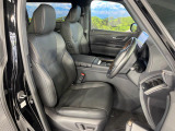 運転席シート廻りは使用感も少なく、良好な状態となっています。前オーナー様が丁寧に使っていたことがよくわかりますね。